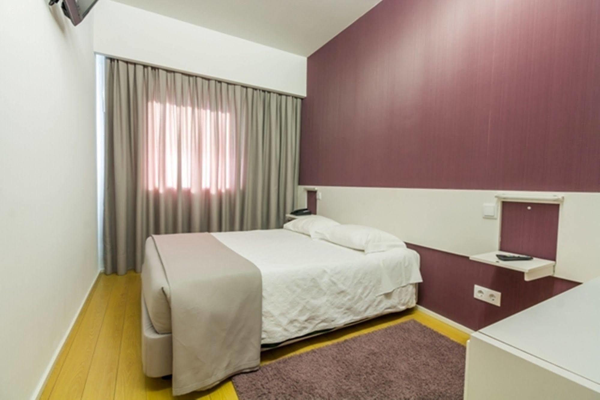 Hotel Laranjeira فيانا دو كاستيلو المظهر الخارجي الصورة
